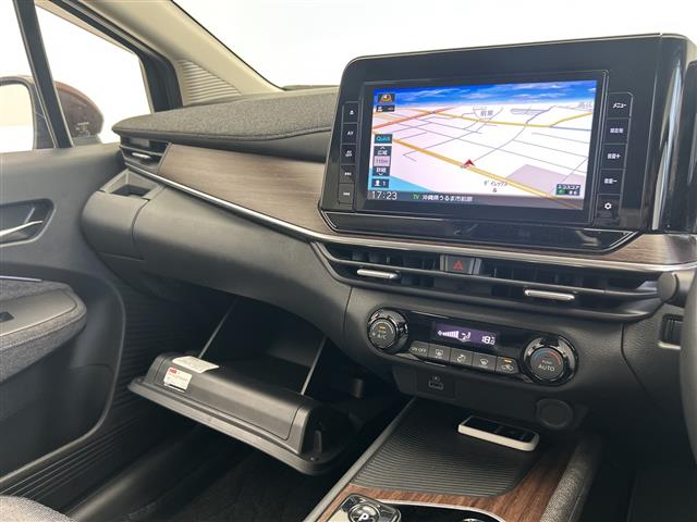 日産 ノートオーラ