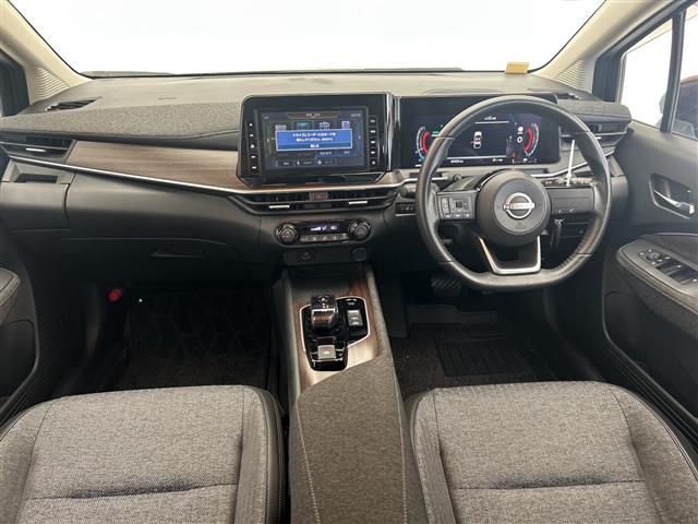 日産 ノートオーラ