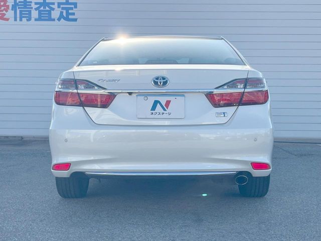 トヨタ カムリハイブリッド