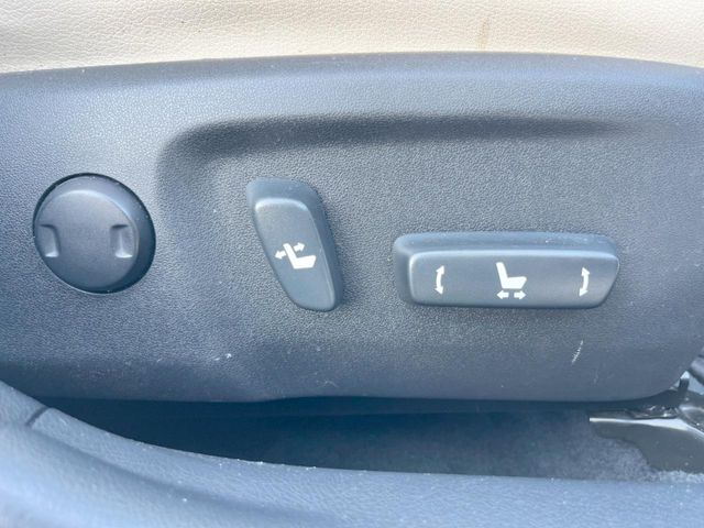 トヨタ カムリハイブリッド