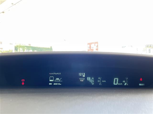 トヨタ プリウス