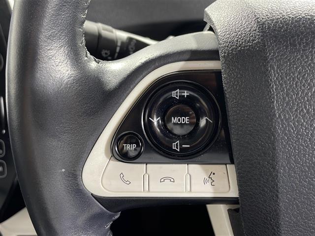 トヨタ プリウスPHV