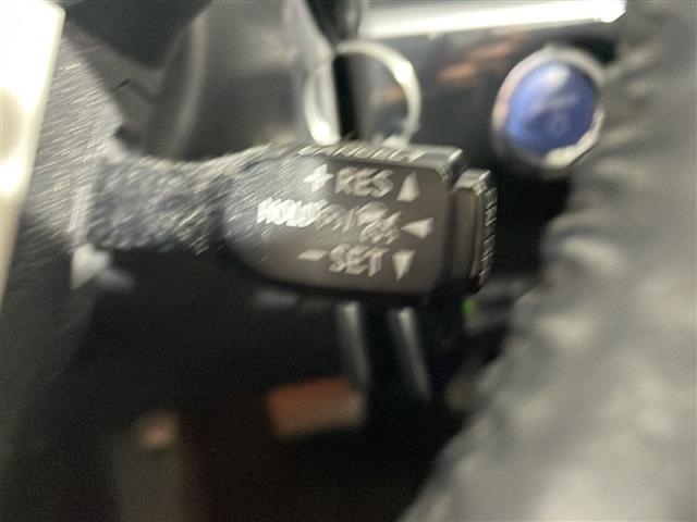 トヨタ プリウスPHV