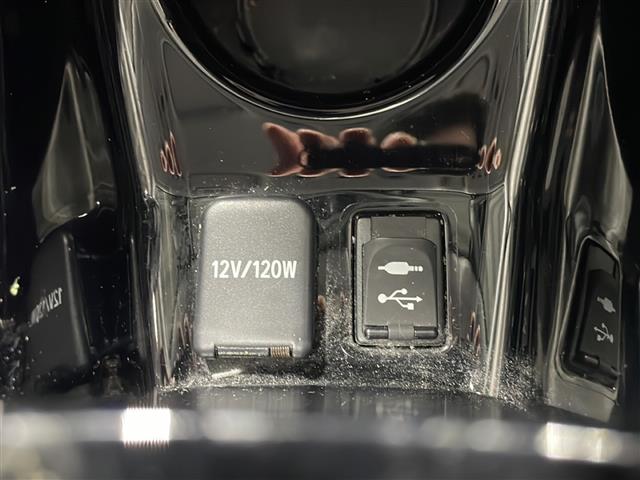 トヨタ プリウスPHV