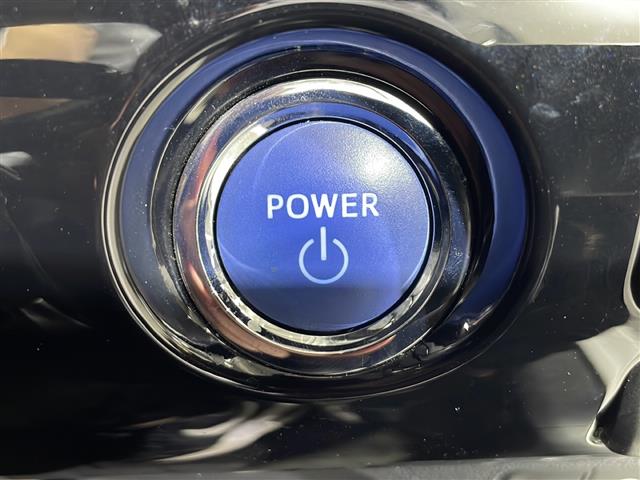 トヨタ プリウスPHV