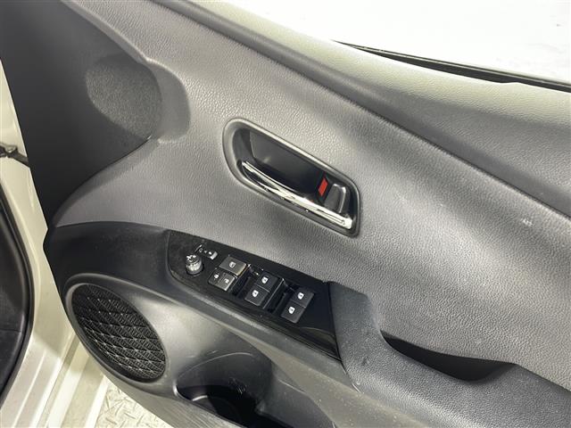 トヨタ プリウスPHV