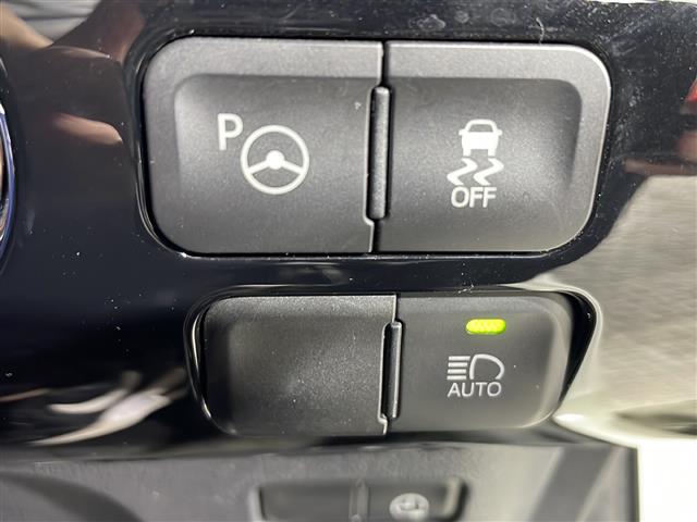 トヨタ プリウスPHV