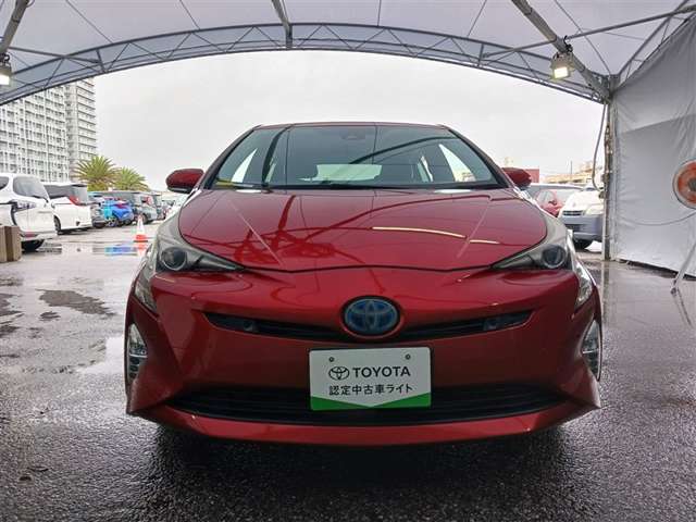 トヨタ プリウス