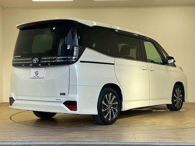 トヨタ ヴォクシー