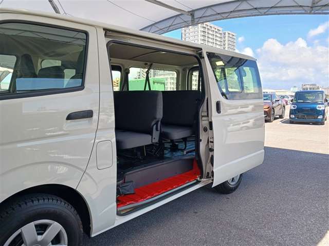 トヨタ ハイエースバン