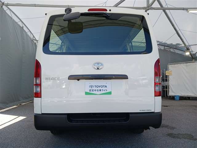 トヨタ ハイエースバン