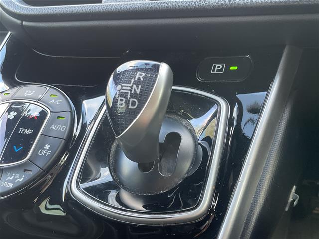 トヨタ エスクァイア