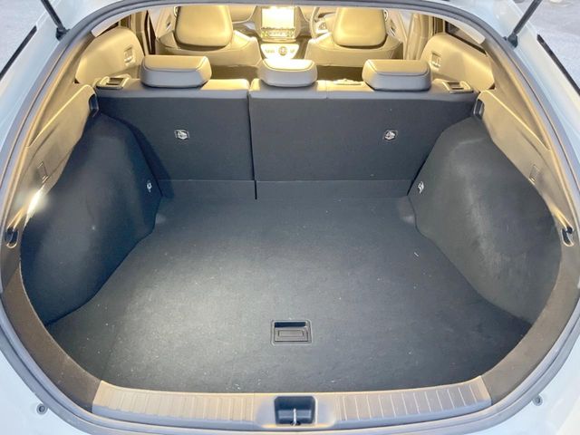 トヨタ プリウス