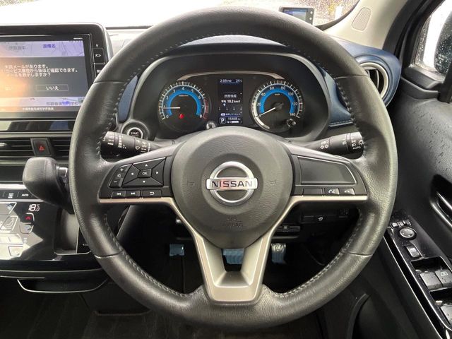 日産 デイズ