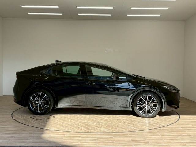 トヨタ プリウス