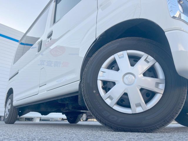 ダイハツ ハイゼットカーゴ