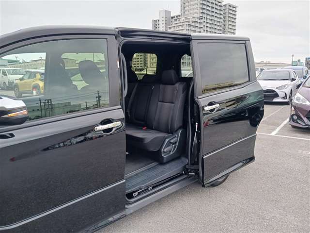 トヨタ ヴォクシー