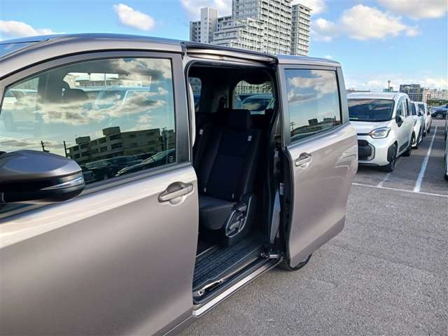 トヨタ ヴォクシー