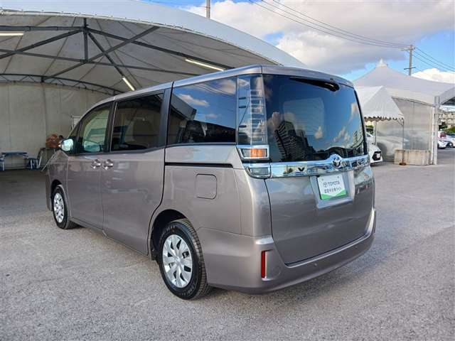 トヨタ ヴォクシー