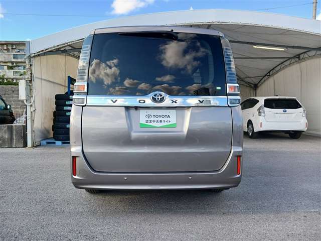 トヨタ ヴォクシー