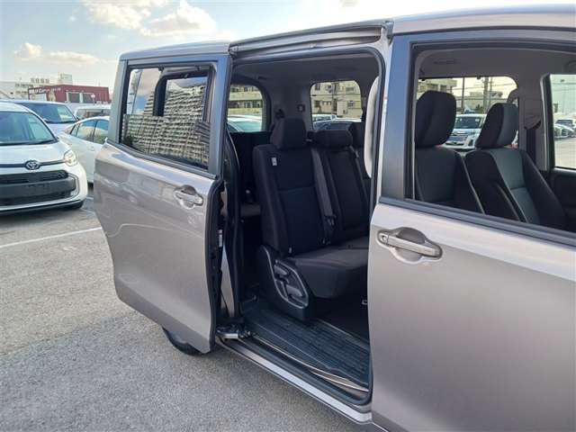 トヨタ ヴォクシー