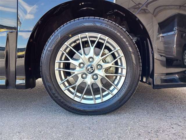 トヨタ ヴォクシー