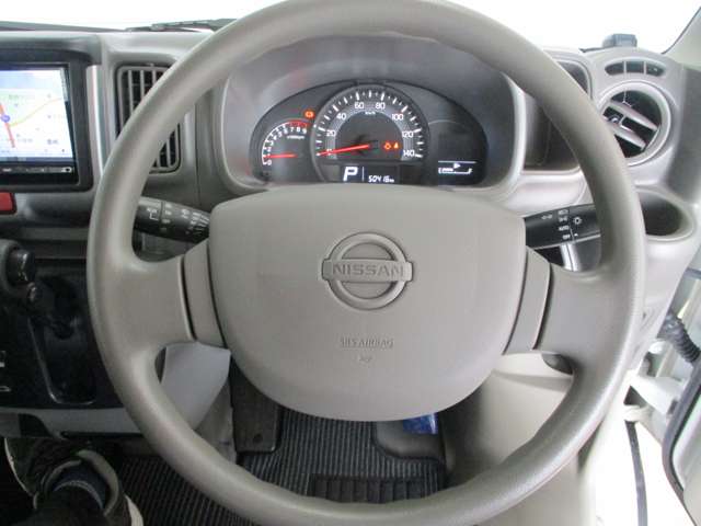 日産 NV100クリッパー