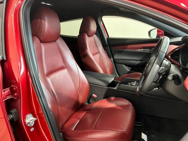 マツダ MAZDA3ファストバック