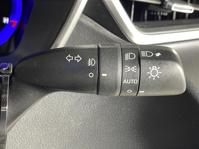 トヨタ カローラスポーツ