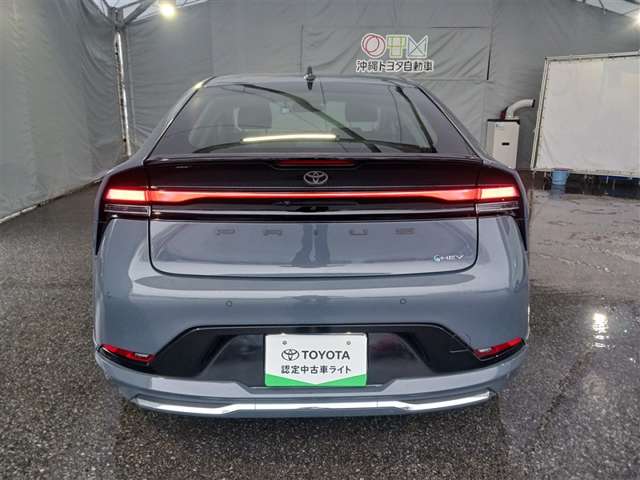 トヨタ プリウス