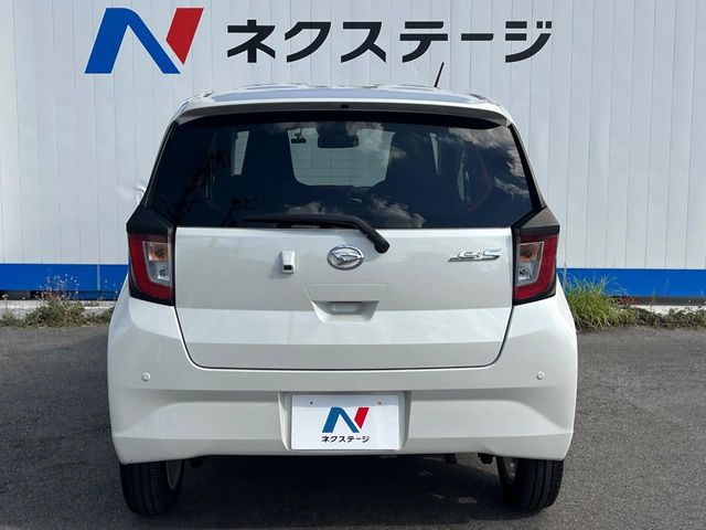 ダイハツ ミライース