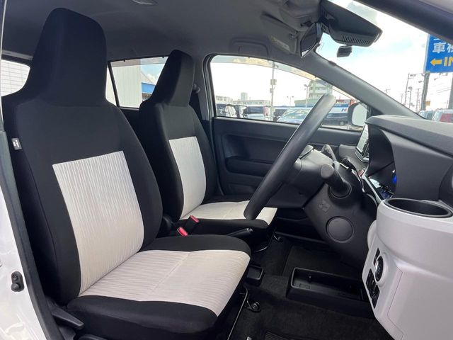 ダイハツ ミライース