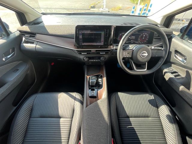 日産 ノートオーラ