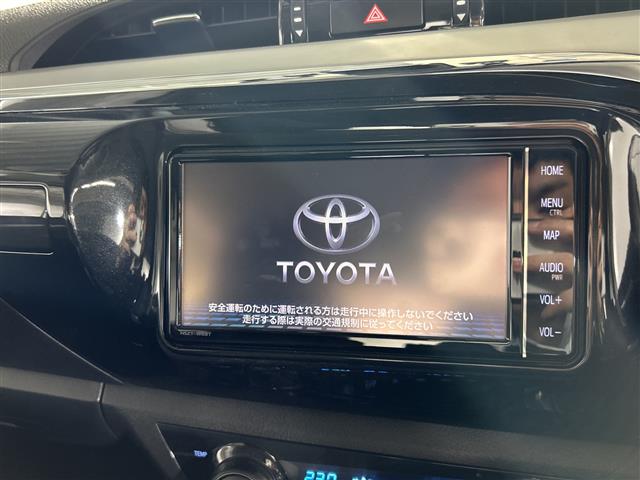 トヨタ ハイラックス