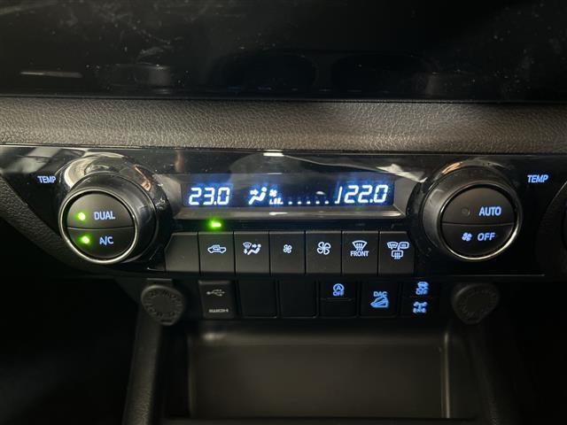 トヨタ ハイラックス