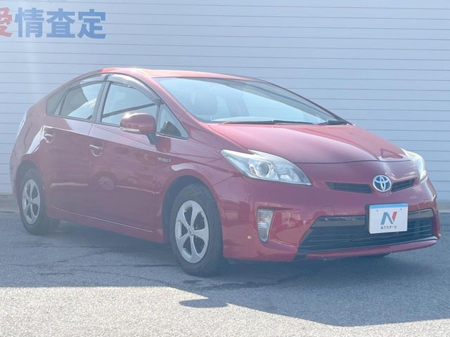 トヨタ プリウス