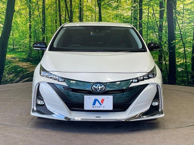 トヨタ プリウスPHV