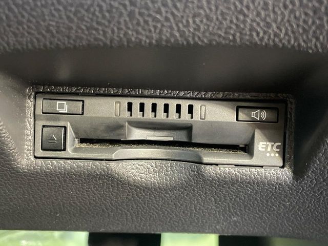 トヨタ プリウスPHV