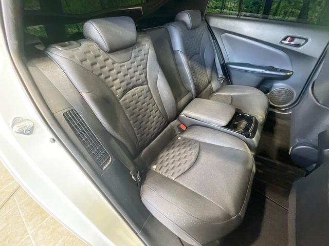 トヨタ プリウスPHV