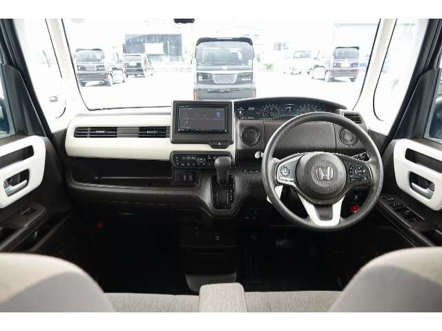 ホンダ N-BOX
