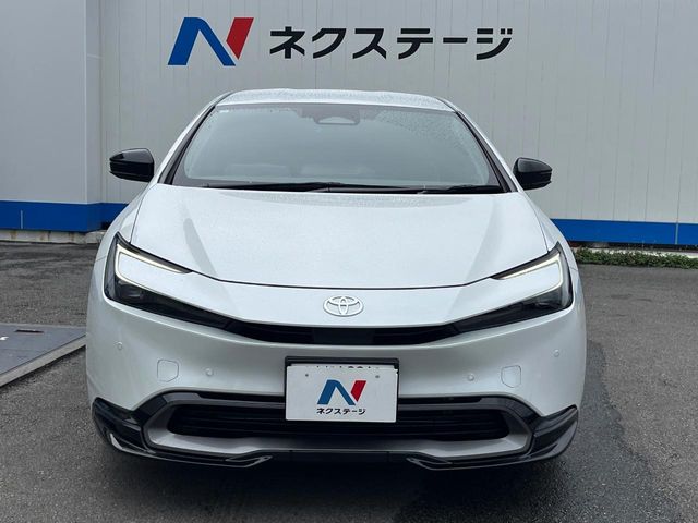 トヨタ プリウス