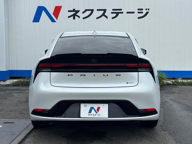 トヨタ プリウス