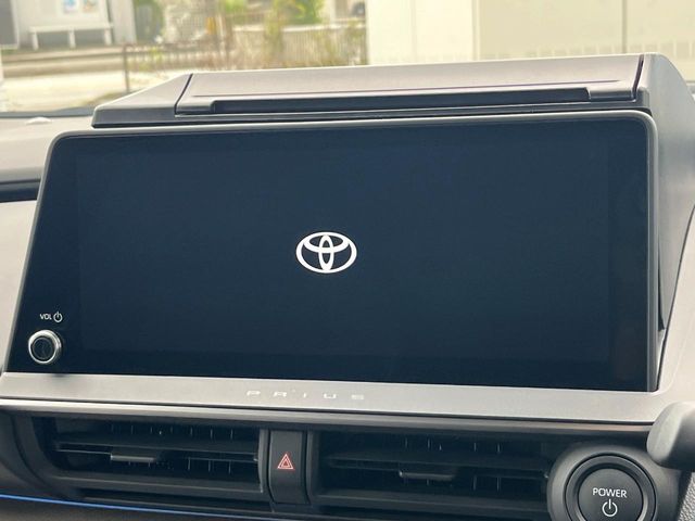 トヨタ プリウス