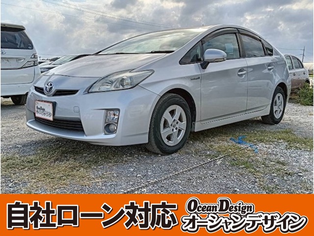 トヨタ プリウス