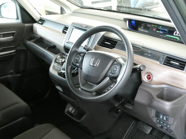 ホンダ フリードハイブリッド