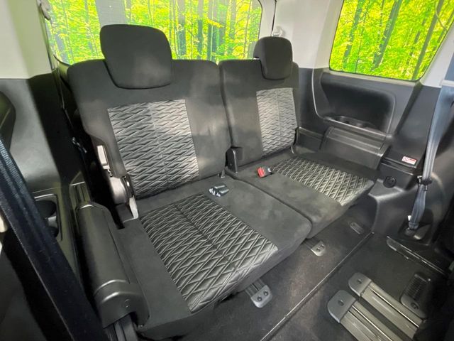 三菱 デリカD：5