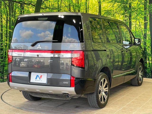 三菱 デリカD：5