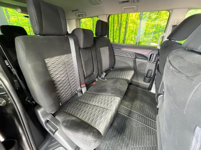 三菱 デリカD：5