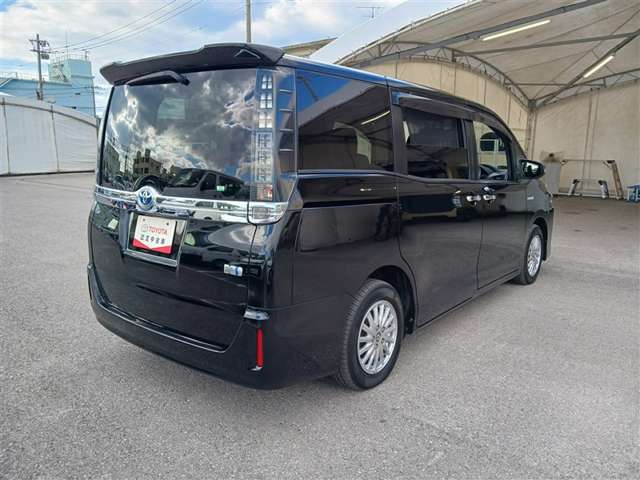 トヨタ ヴォクシー