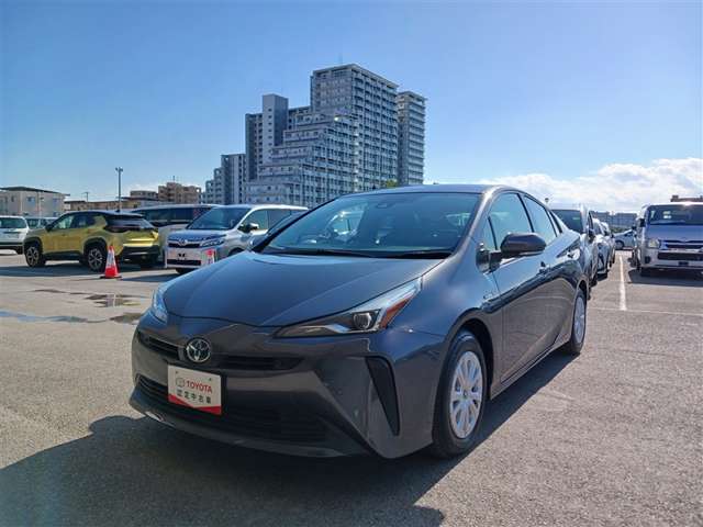 トヨタ プリウス